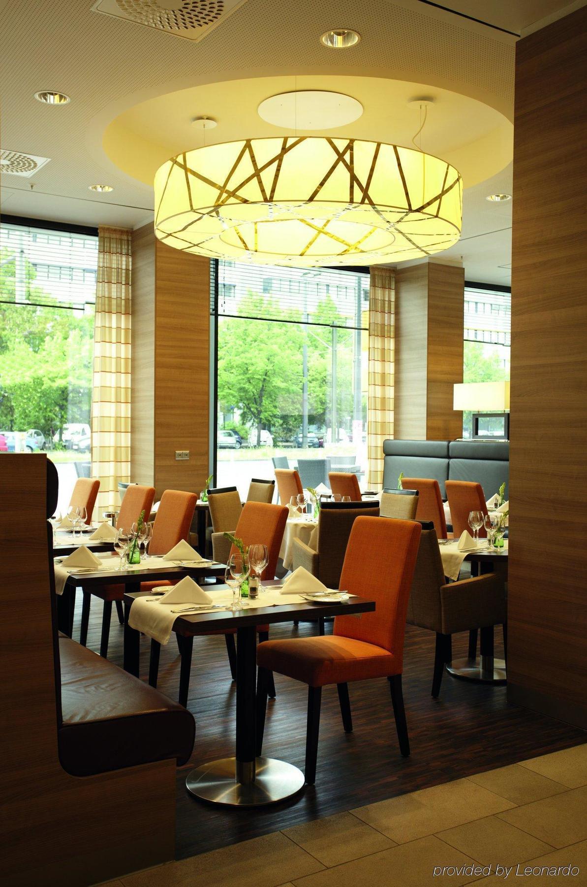 H4 Alexanderplatz 4*