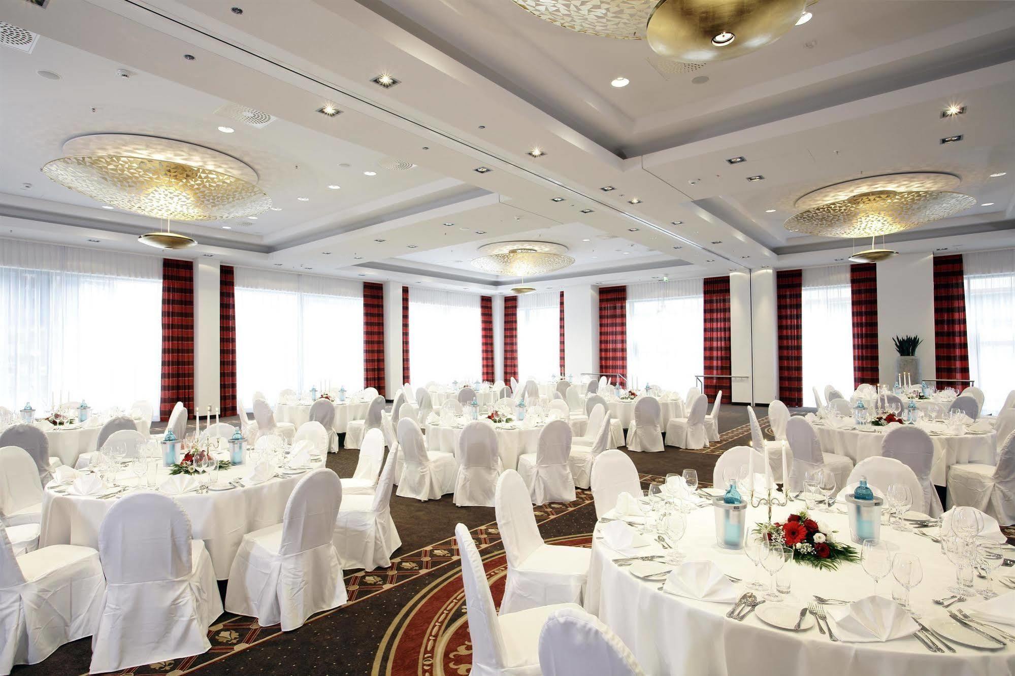 H4 Alexanderplatz Hotel Berlin