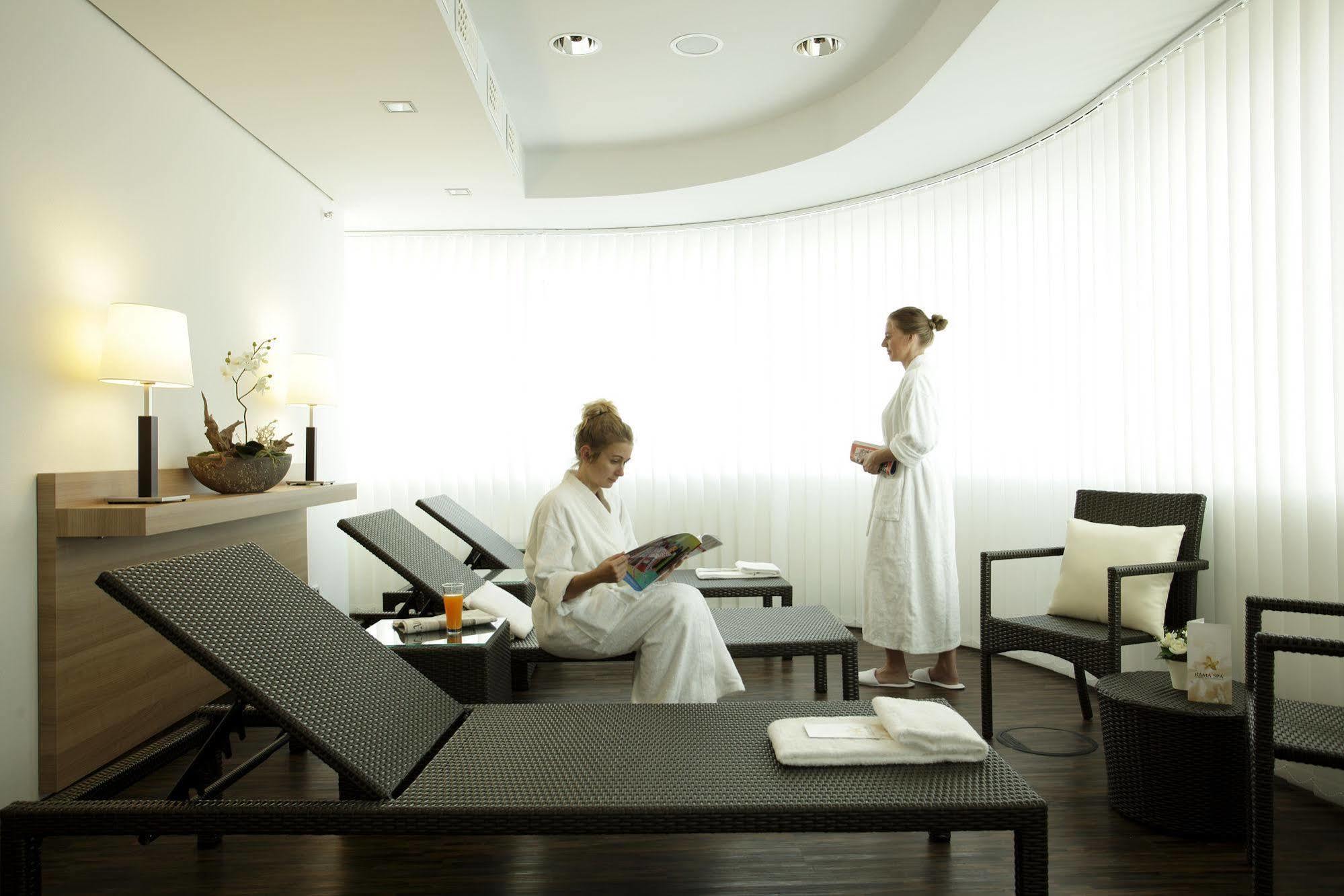H4 Alexanderplatz 4*