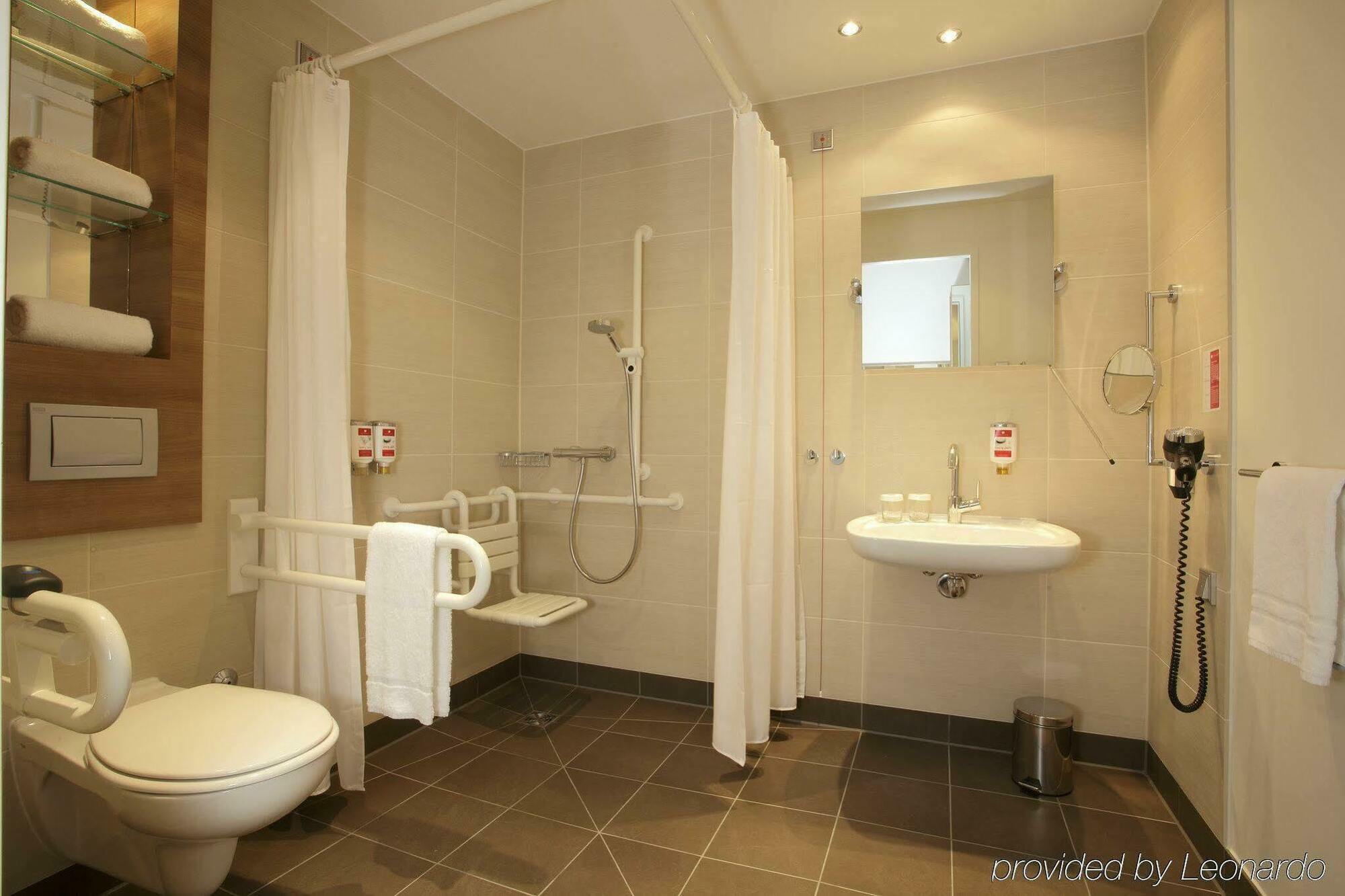 H4 Alexanderplatz 4*