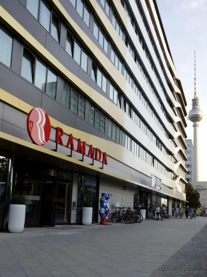 H4 Alexanderplatz Hotel 4*